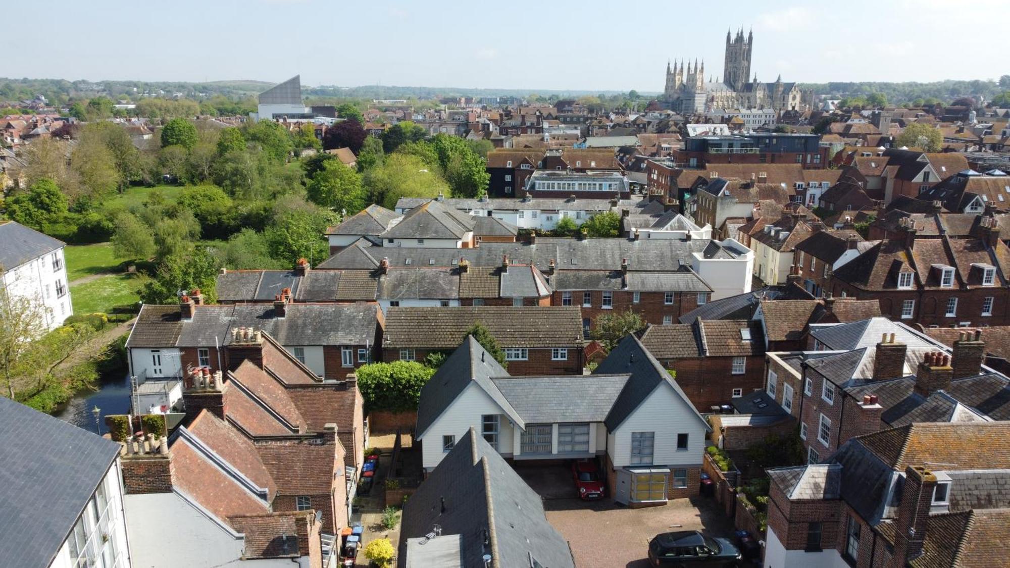 Modern City Centre House With Free Parking Canterbury Exterior photo
